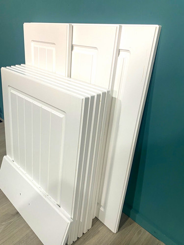White shaker kitchen cabinet - kitchen,